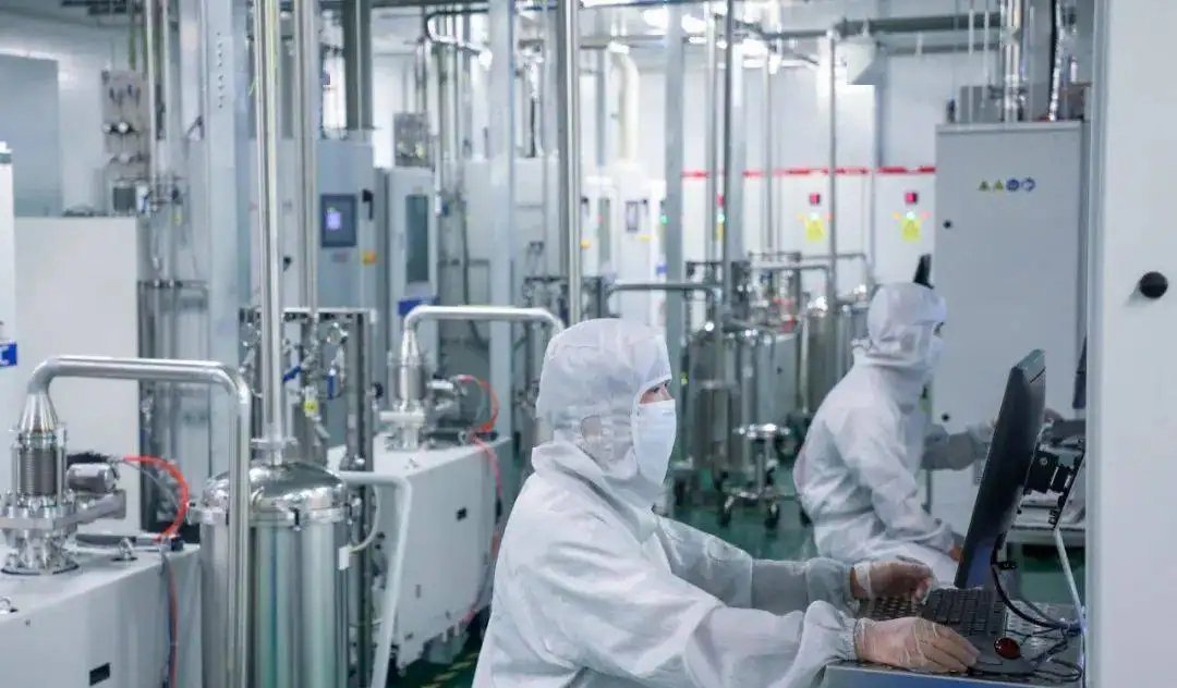 年產(chǎn)能達(dá)20萬片！瀚天天成碳化硅產(chǎn)業(yè)園二期項(xiàng)目竣工，三期產(chǎn)能預(yù)達(dá)140萬片！